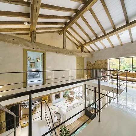 Casa Sandinel 펜션 Lledias